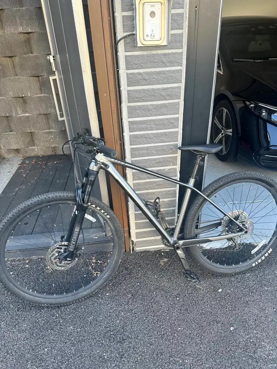 스캇 스케일 다크그레이 mtb