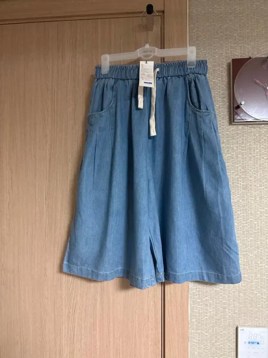 새상품 청버뮤다 바지