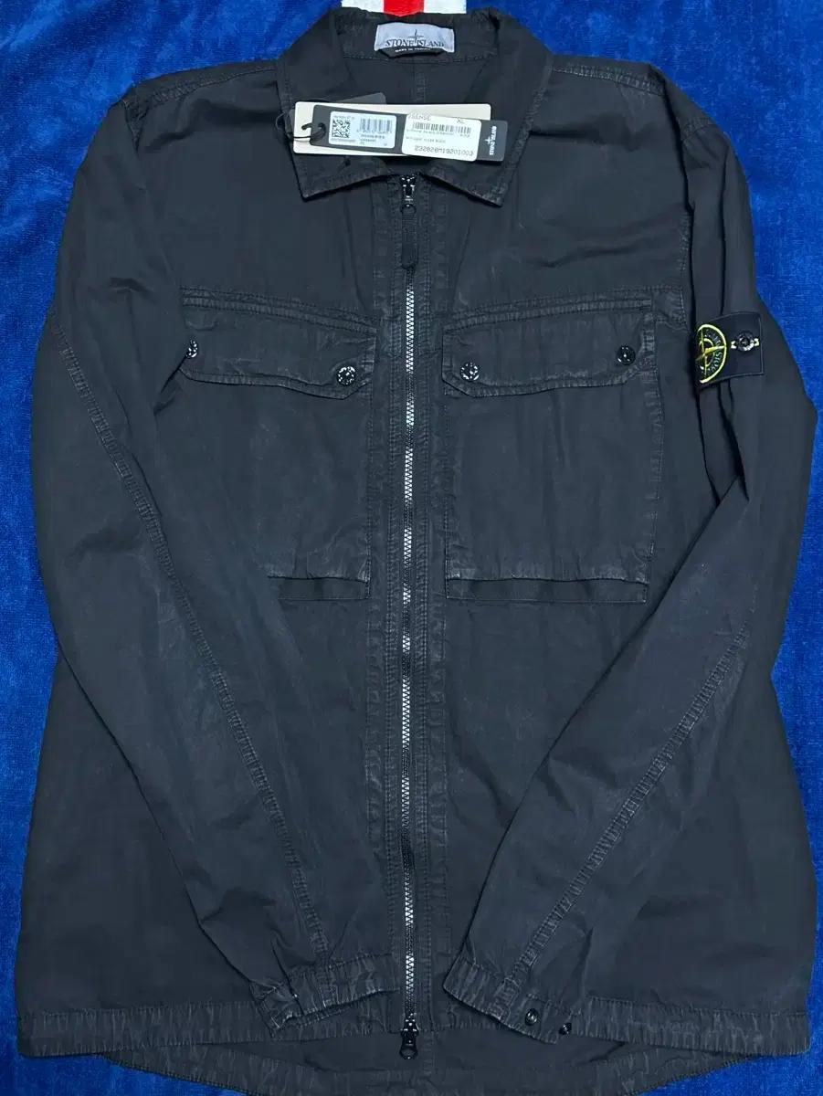 스톤 아일랜드 102WN 브러쉬드 오가닉 코튼 오버셔츠 블랙 - 23FW