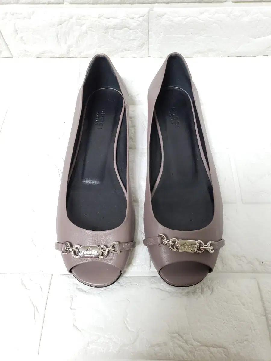 구찌 토오픈 여성 플랫슈즈 245사이즈