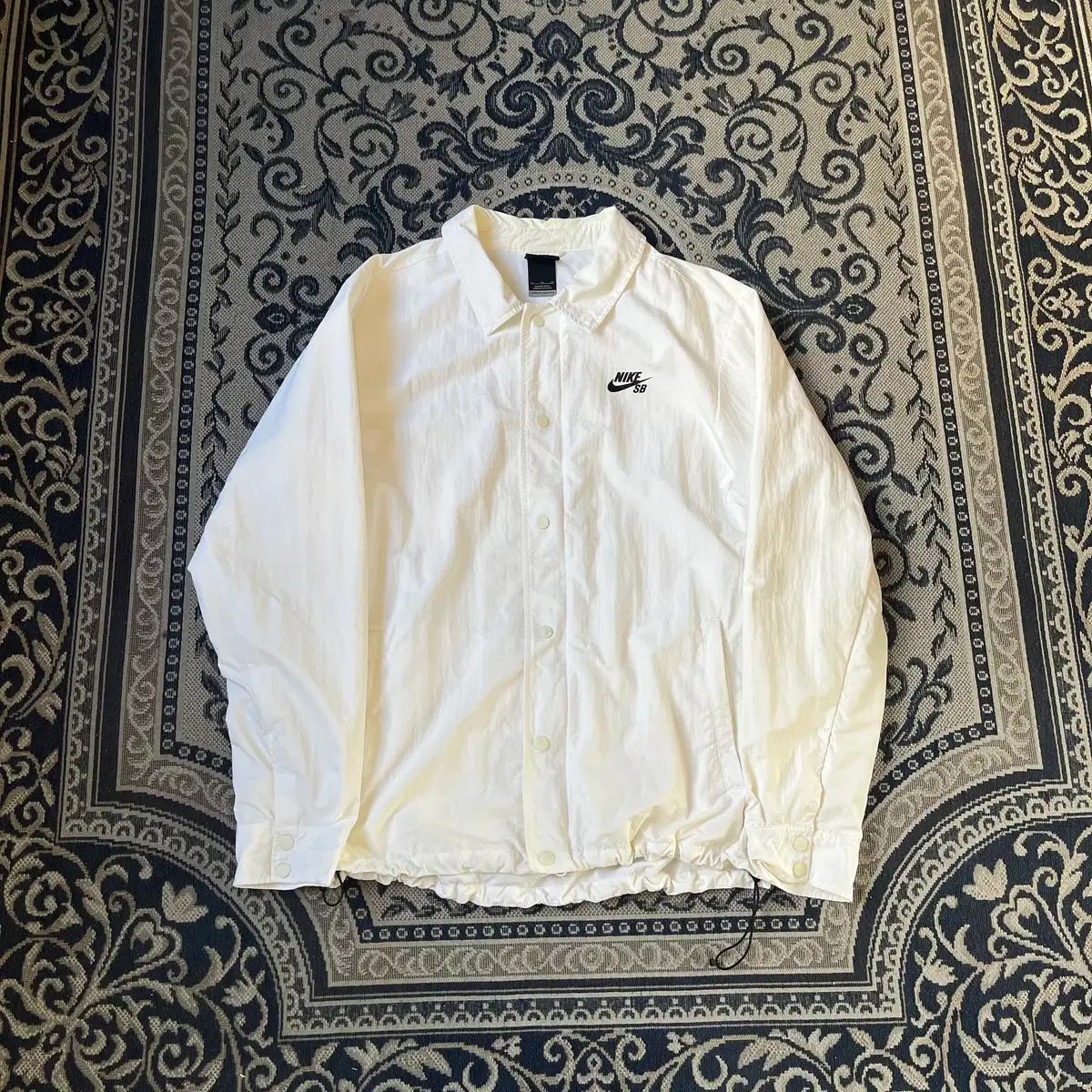 XL 나이키SB 화이트 자켓/W1853