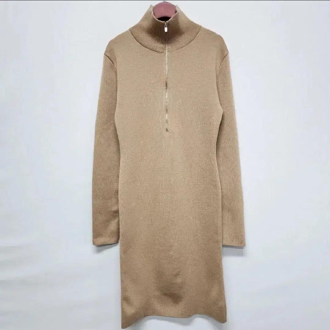 UMER 유메르 프리미엄울 하이넥 하프집업 니트 원피스