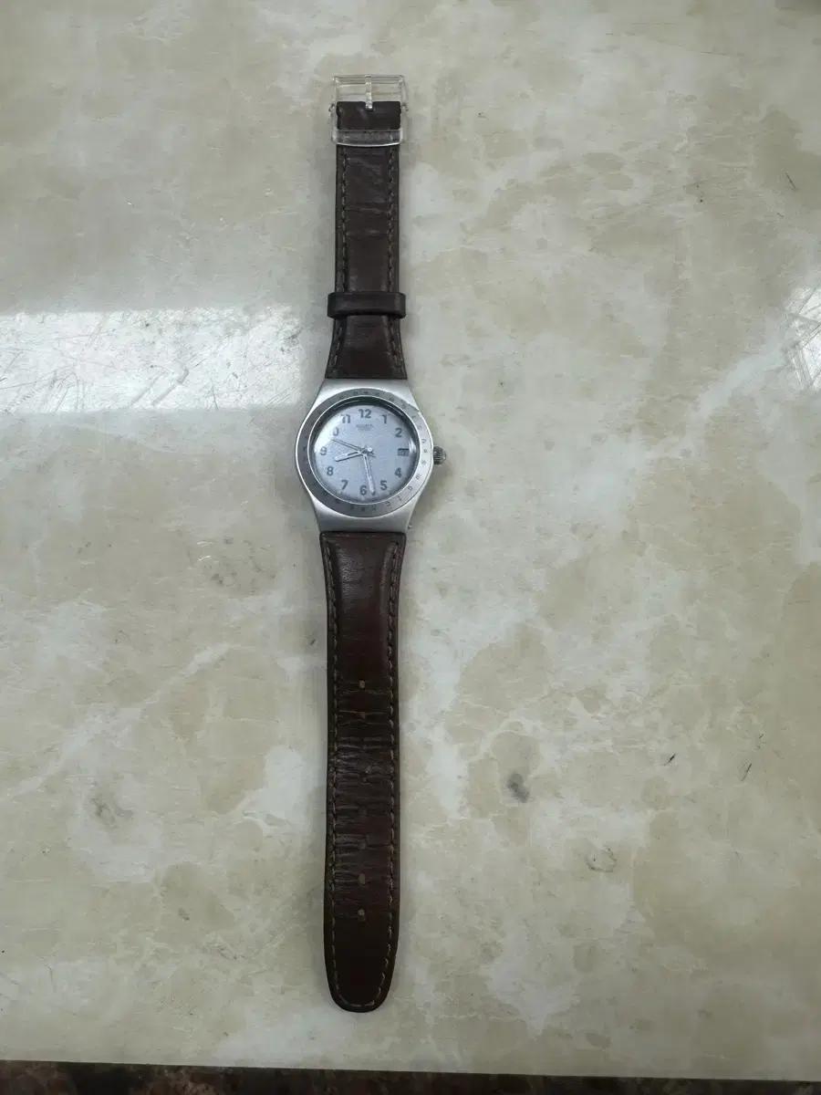 스위스 Swatch 아이러니 알루미늄 빈티지 여성 시계 판매합니다