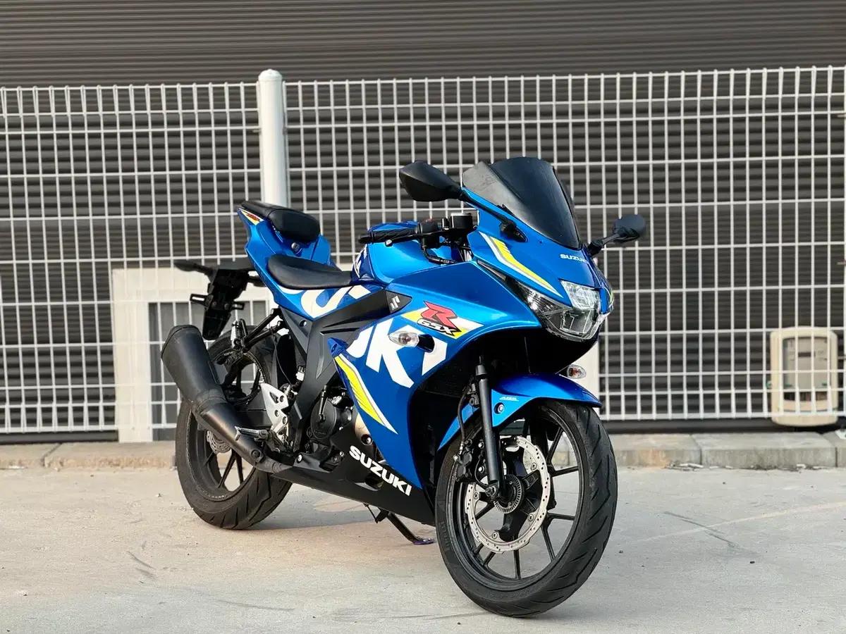 스즈키 gsxr125 19년식 짧은 1만km 순정머플러 판매합니다