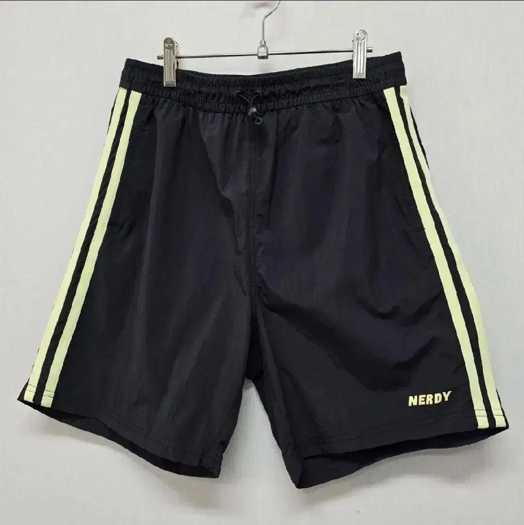 널디 나일론 밴딩 쇼츠 M사이즈