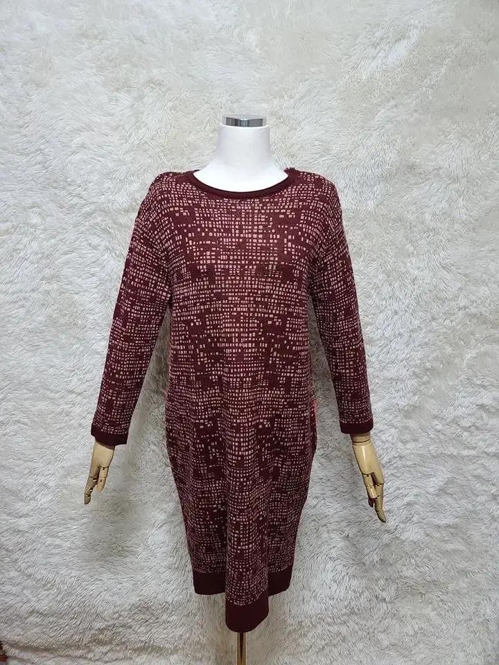 오즈세컨O2ND 정품 여자 춘추용 여성 벌룬 라운드넥 니트긴팔원피스85