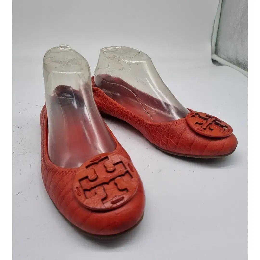 토리버치 여성 플랫슈즈 실사이즈 250