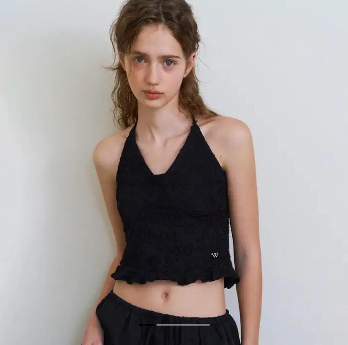 위드아웃썸머 flower pattern halter top black