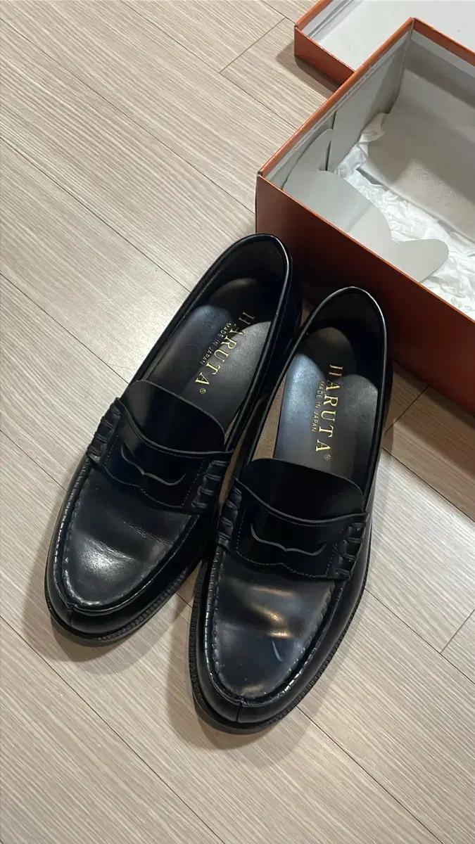 하루타 HS-906 페니로퍼 블랙 275