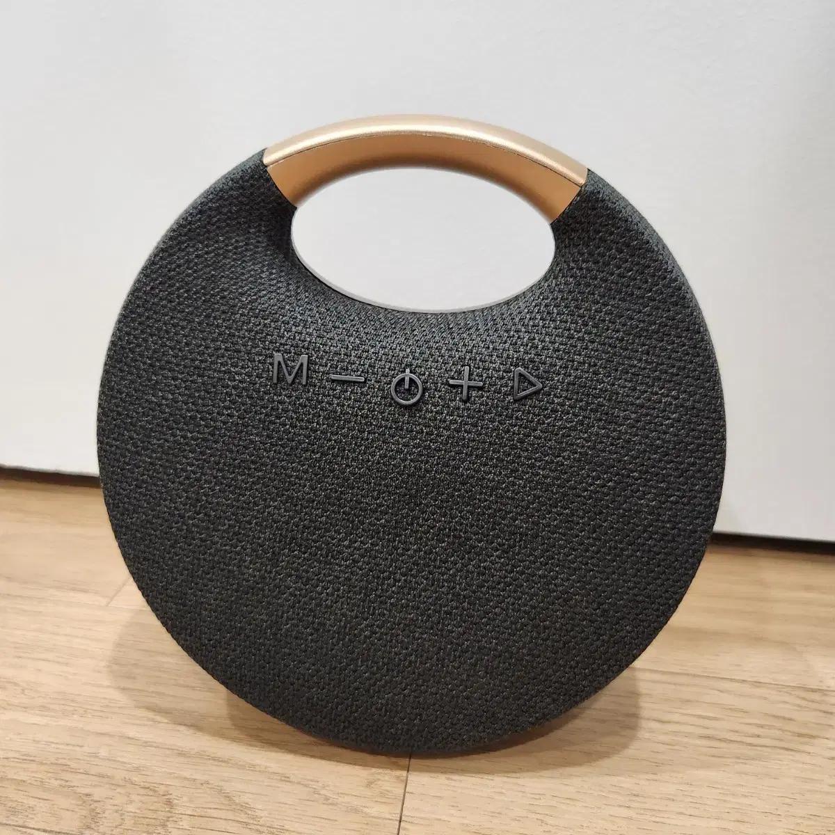 포터블 무선스피커 야외 캠핑 등산 여행용 블루투스 고음질 우퍼 스피커