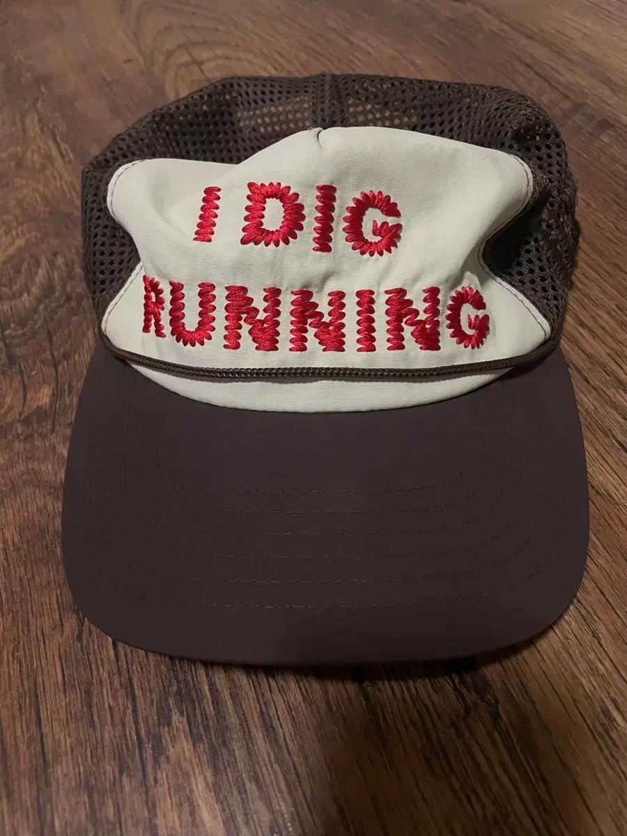 초판 Alex zono 알렉스조노 i dig running 캡