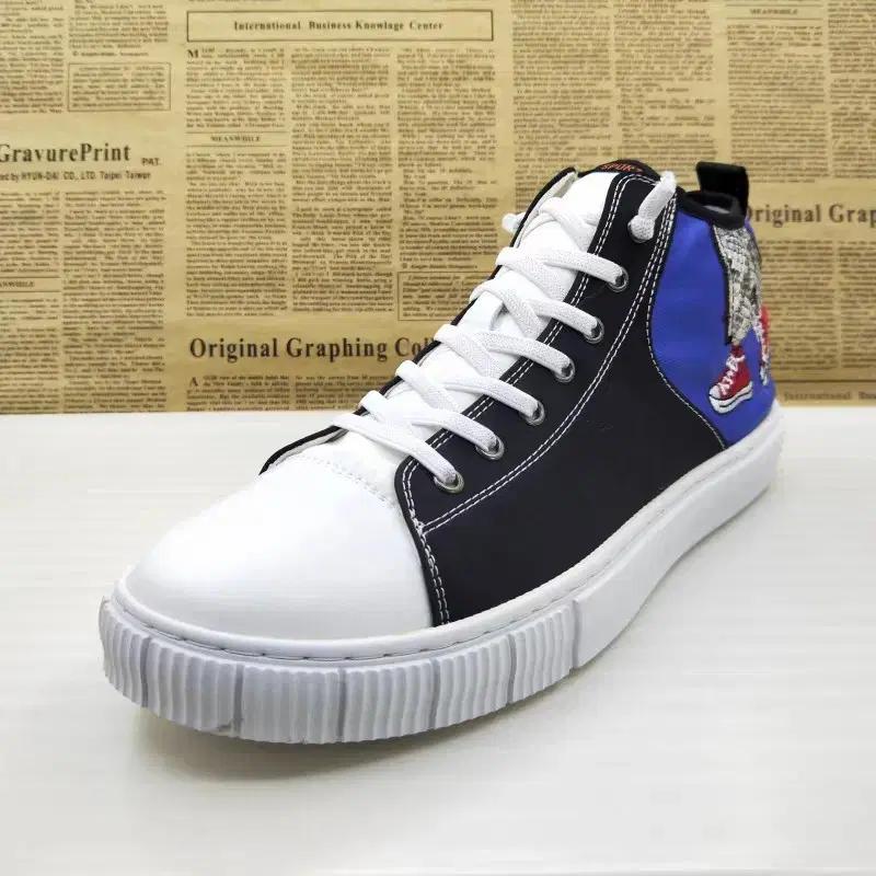 가볍게 신는 하이탑 스니커즈 운동화 250.265 남자여자 새것