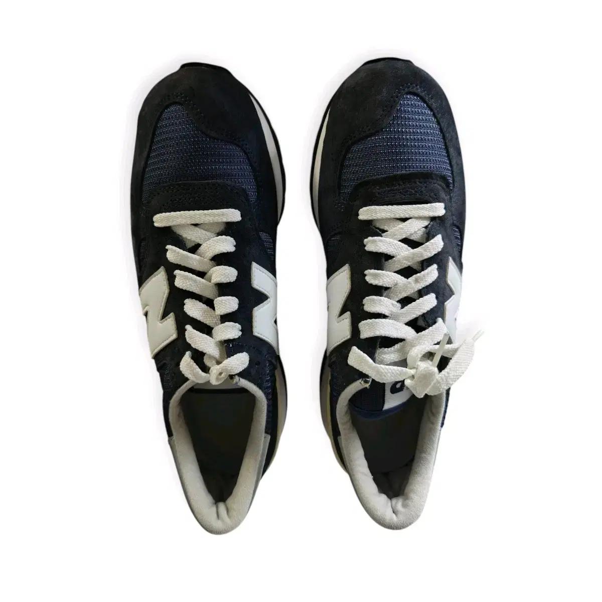 뉴발란스 M990N 네이비 990 V1 30주년 260사이즈 (US 8)