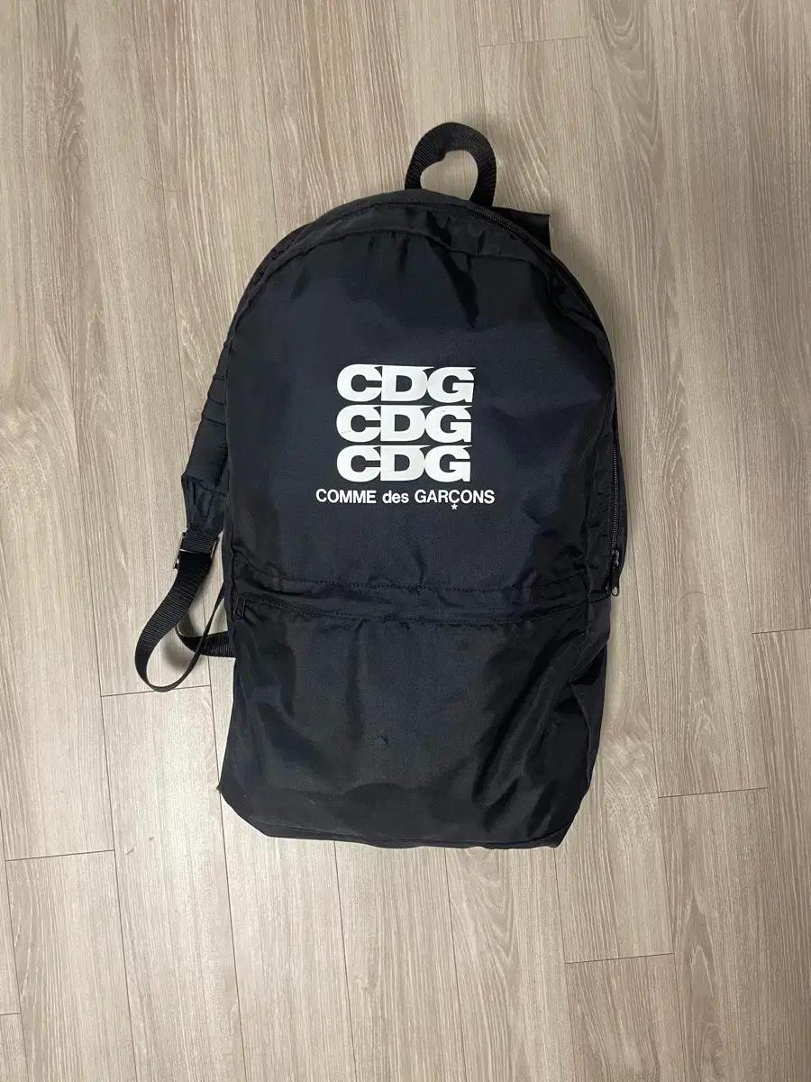 꼼데가르송 cdg 백팩 (택포)