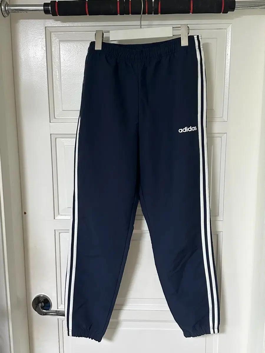 아디다스 나일론 팬츠 L