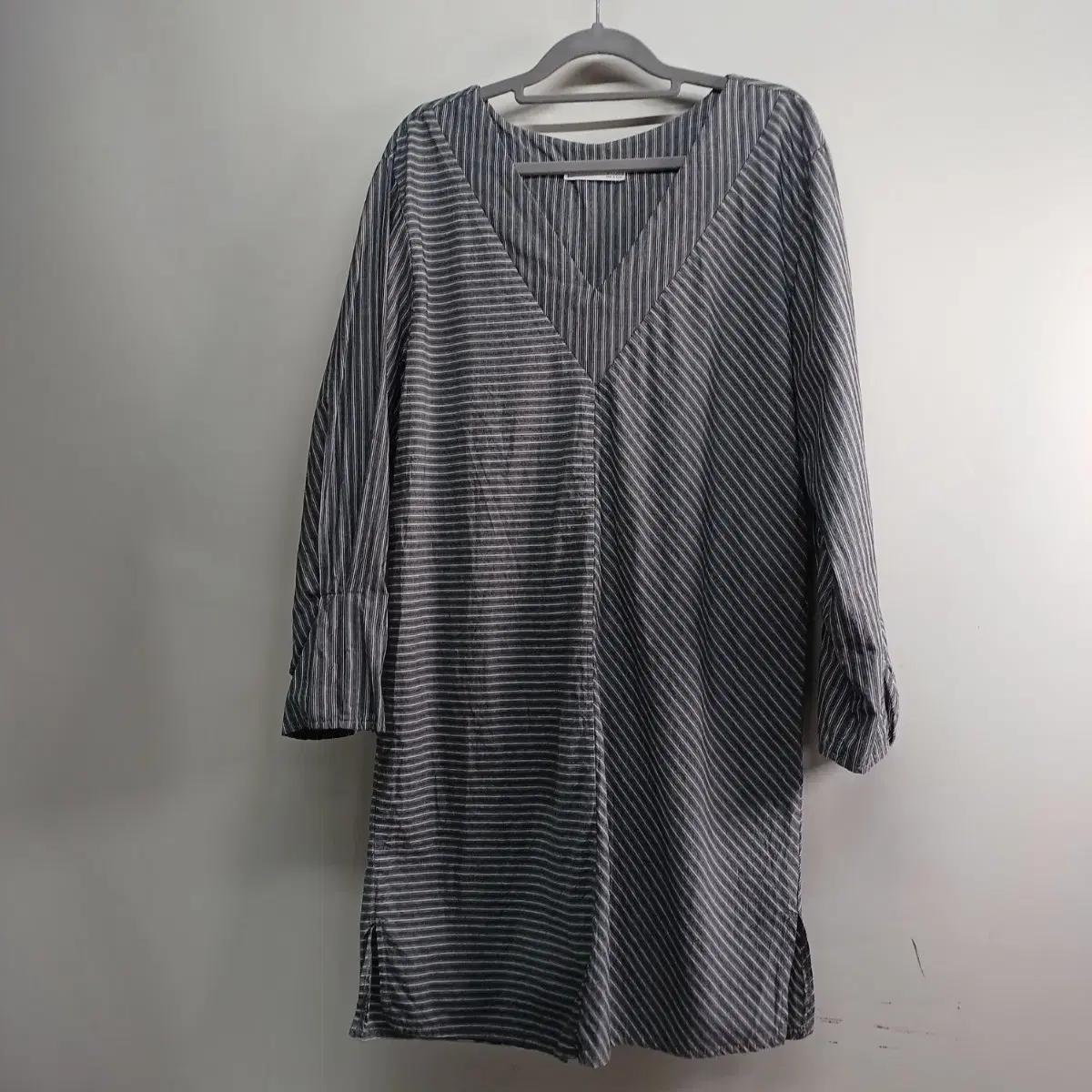 스트라이프 롱 셔츠 원피스 95사이즈 봄여름 258181