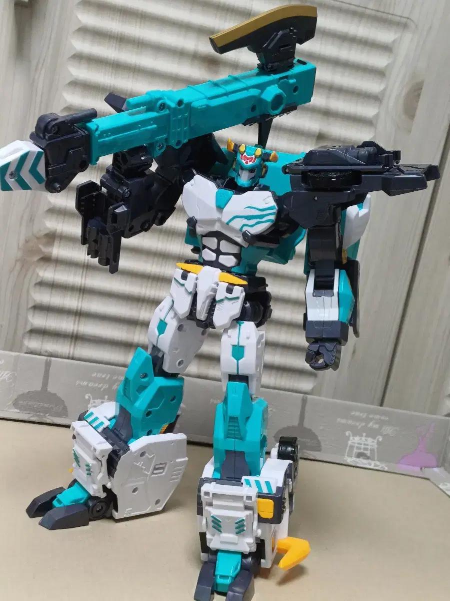 메탈카드봇 머슬하이드 글로버