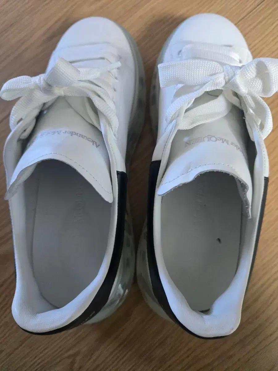 알렉산더맥퀸 클리어솔