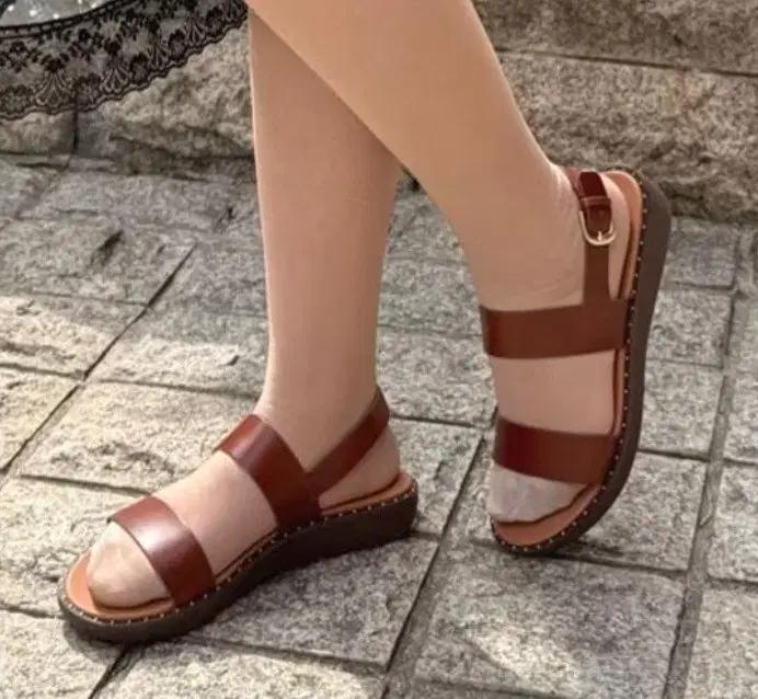 핏플랍 바라 소가죽 샌들 브라운 240