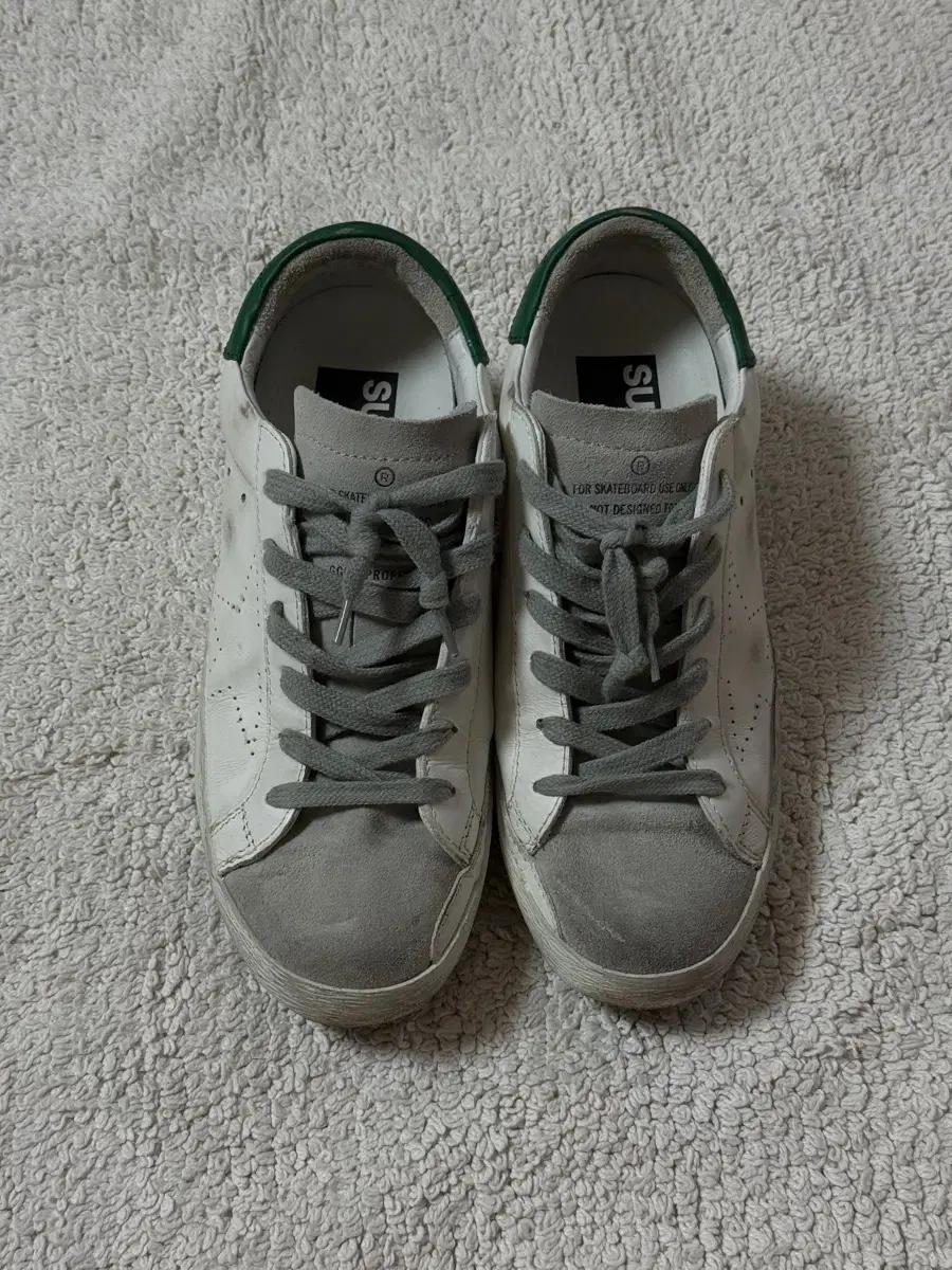 골든구스 golden goose 화이트 스니커즈