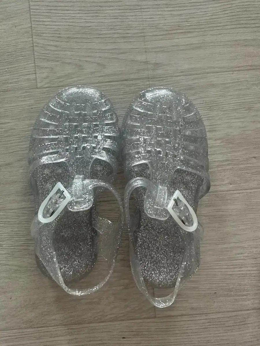 메듀즈키즈 25사이즈