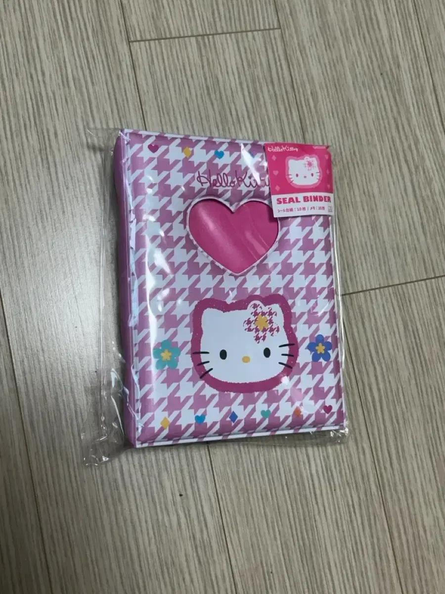 헬로키티 스티커 수첩