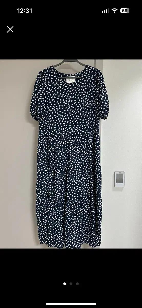 시원한 퍼프 네이비 도트 롱원피스