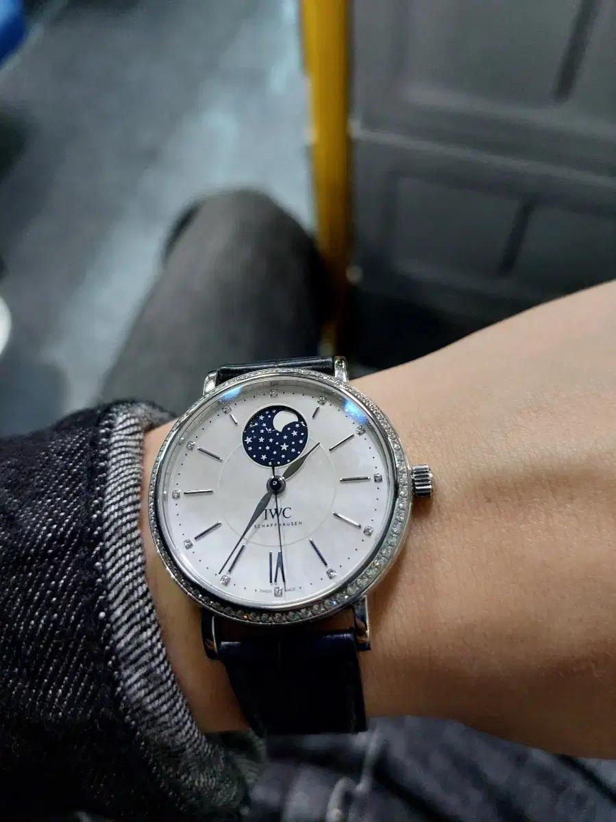 [매장가 1700] IWC 포르토피노 37mm 다이아 문페이즈 자개판