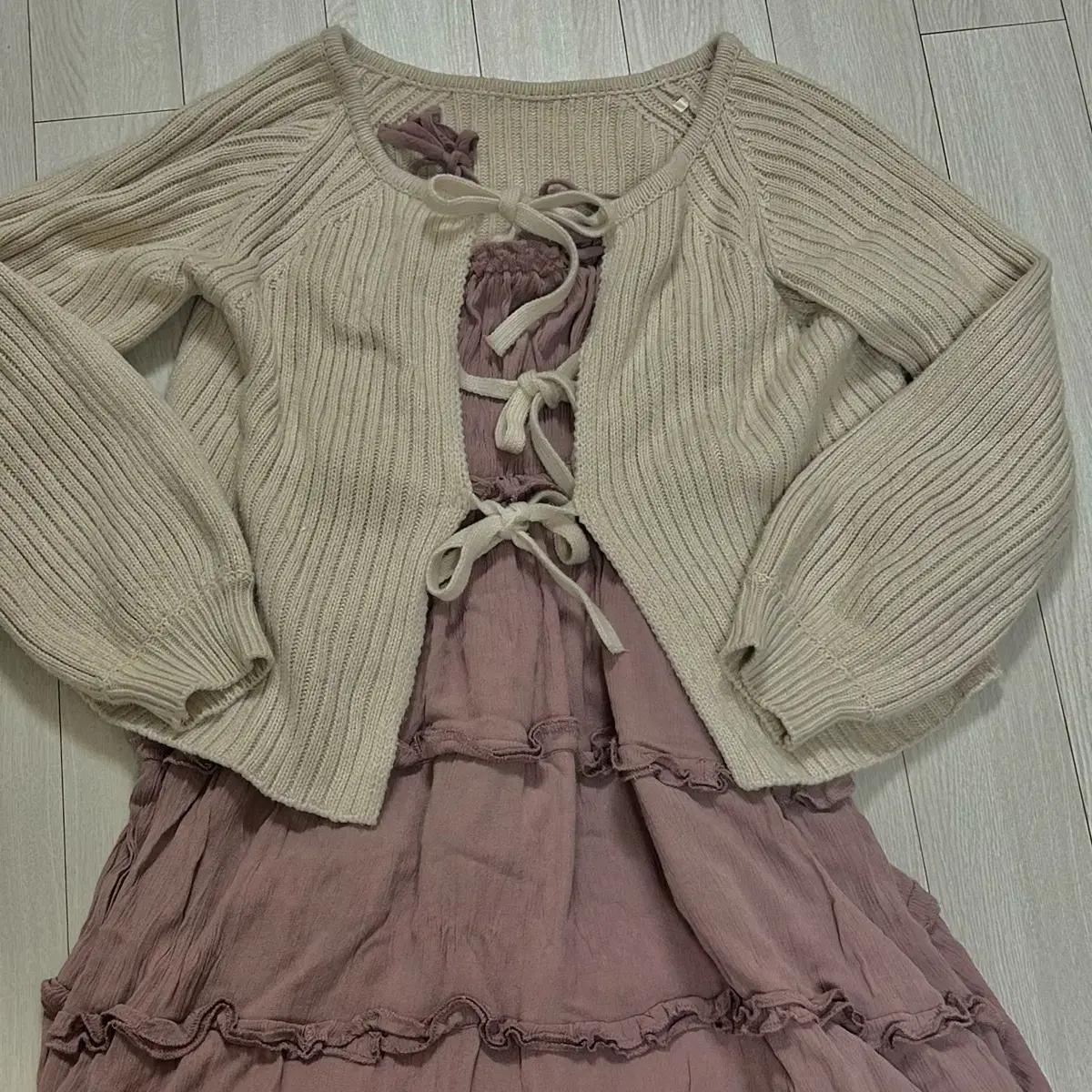 코디세트 레이어드 끈원피스 + 가디건