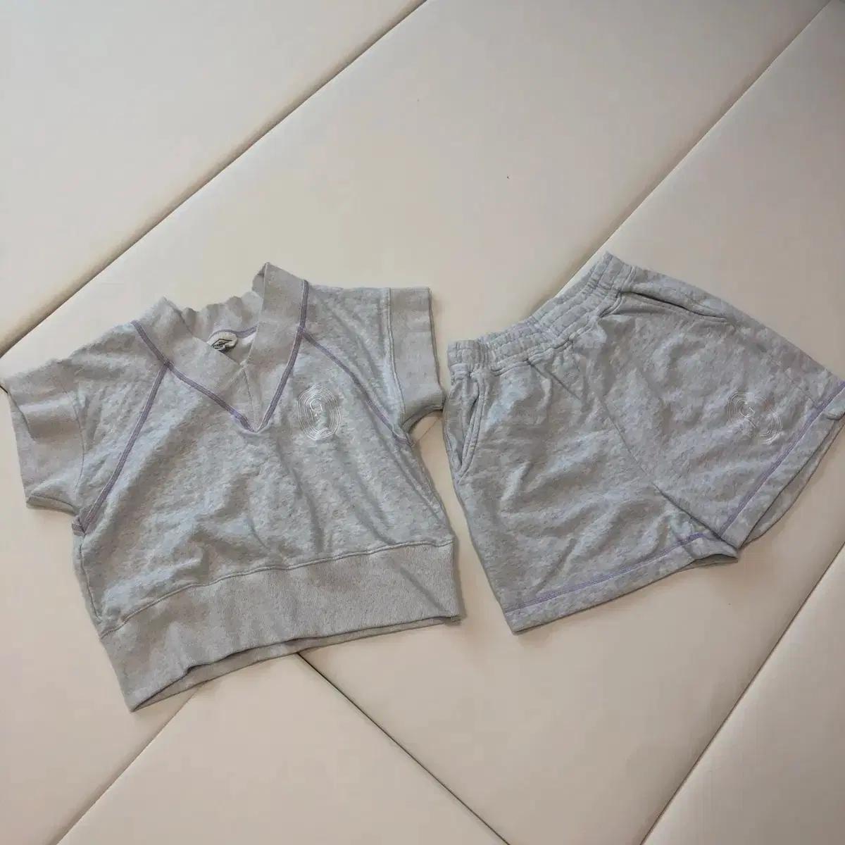 제너럴아이디어 22년 로고 반팔 반바지 세트 투피스 셋업 츄리닝 캠핑