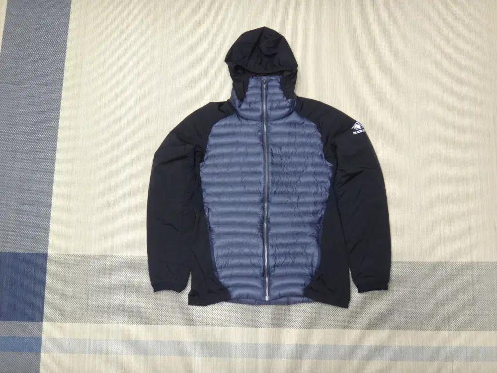 (L/100) 블랙야크 남성 E제트 초경량 다운자켓