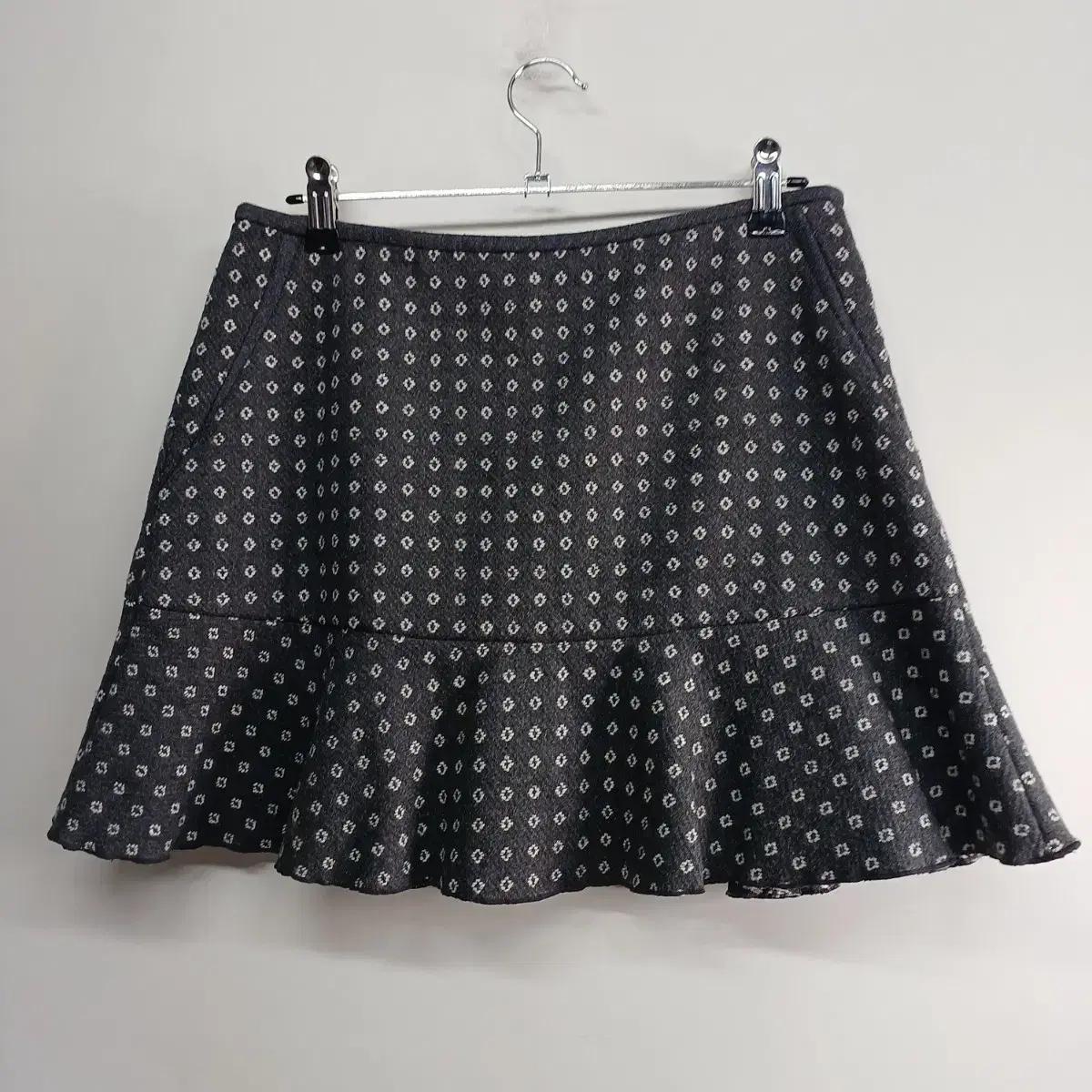 패턴 플레어 미니 스커트 28사이즈 봄가을 258321