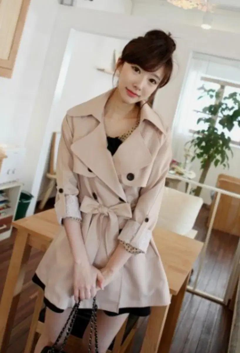 소매 레이스 포인트 트렌치 코트 가을 일상룩 데일리룩 데이트룩 아뜨랑스