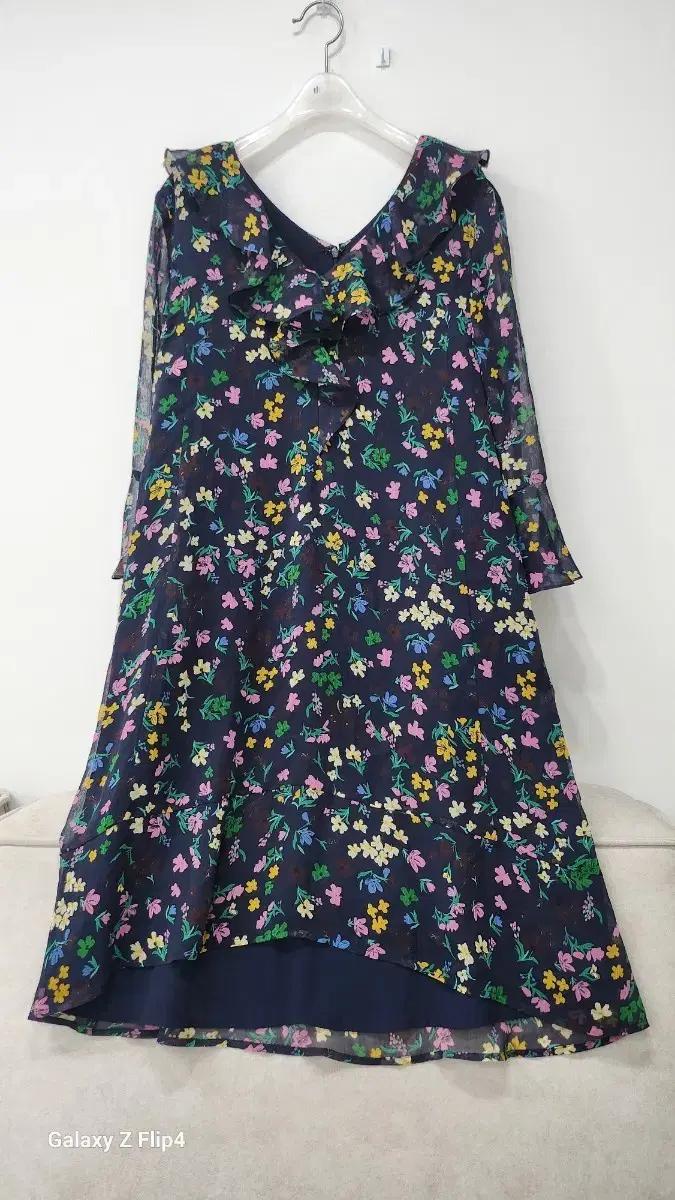 잔꽃무늬 롱 원피스 쉬폰 프릴 장식