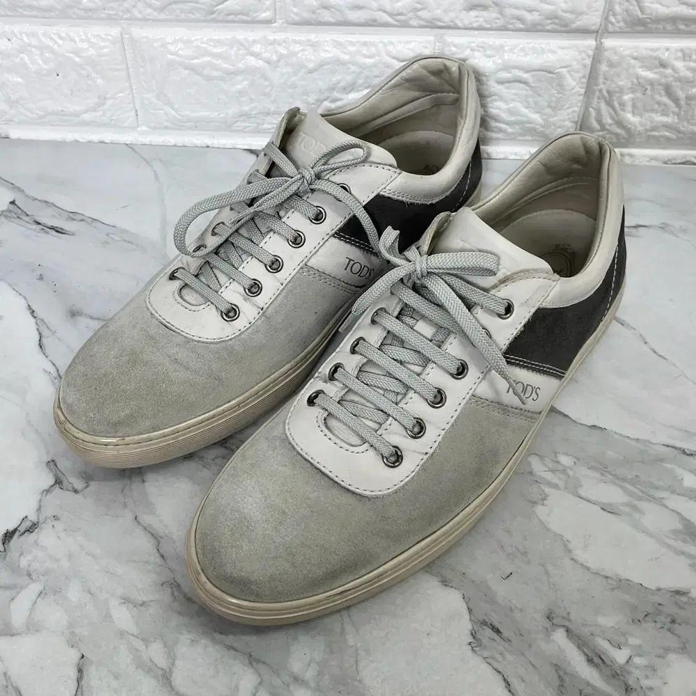 [290, 10] 토즈 스니커즈 영문로고 남자 신발