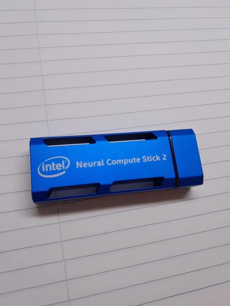 intel  Neural sticks 2