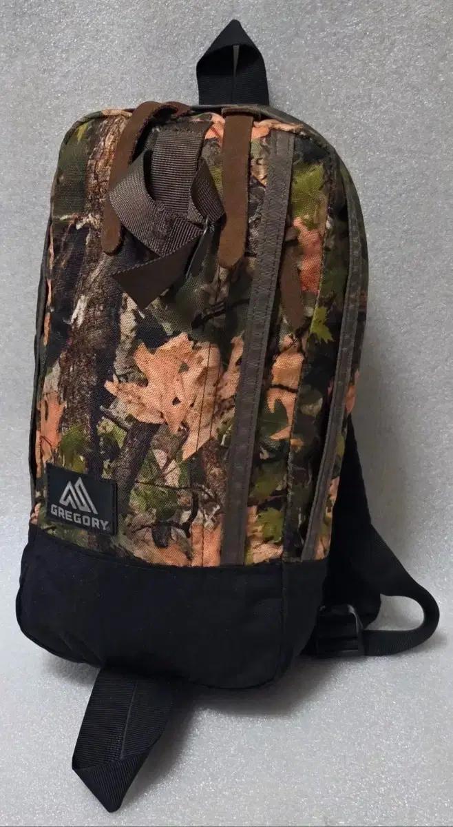 그레고리 GREGORY 코튼우드 카모 클래식 스위치 Sling Bag