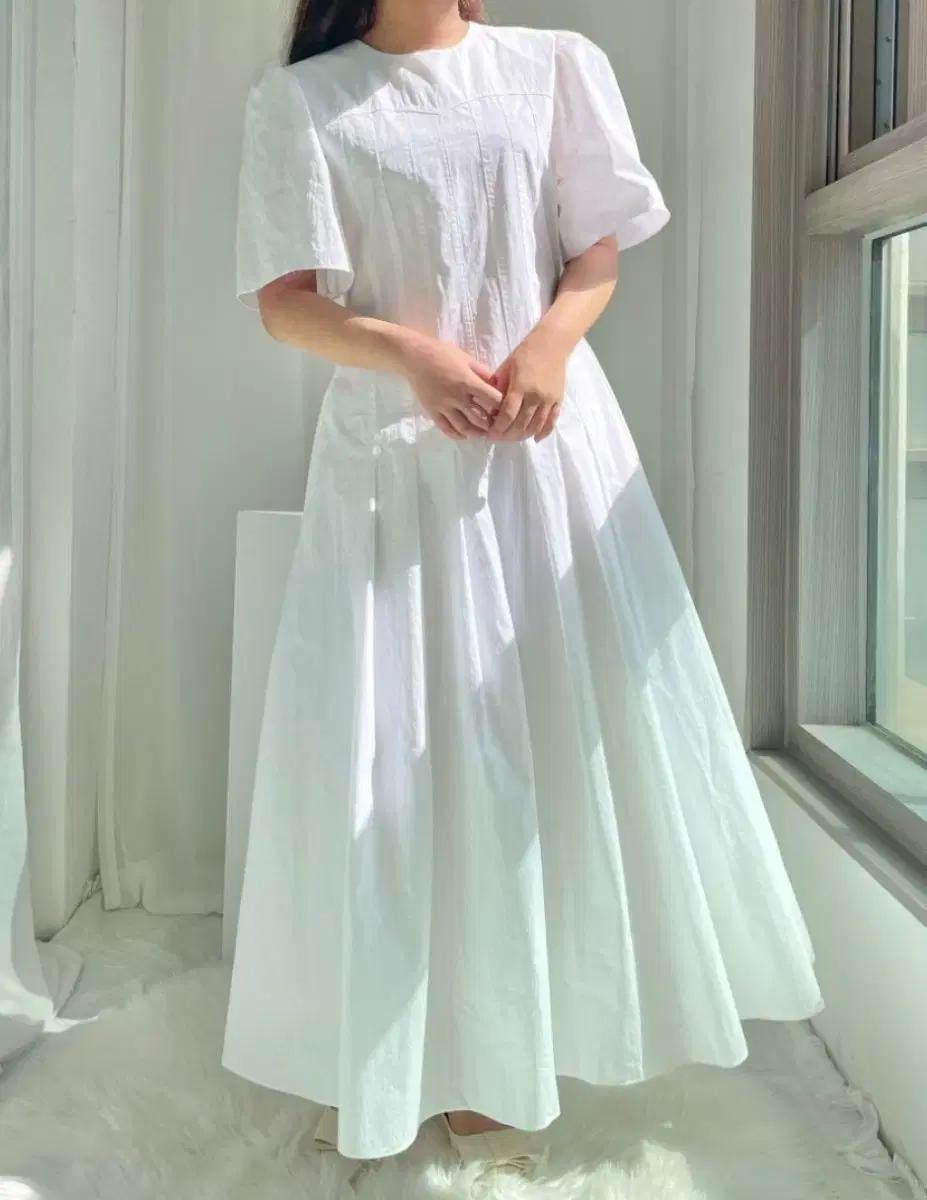 새상품) 베이직 퍼프 롱원피스 가을 일상룩 데일리룩 98도씨 데이트룩