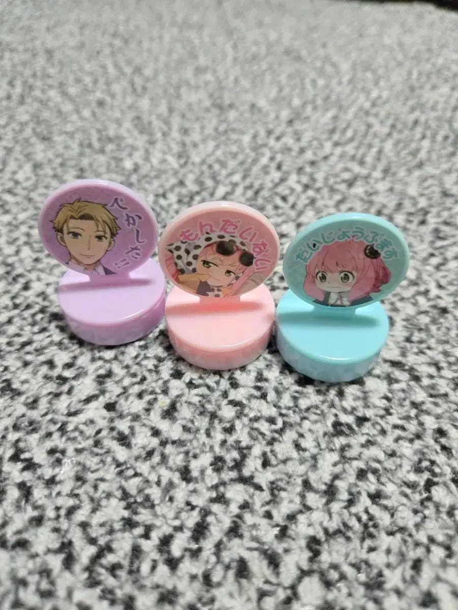 스파이패밀리 아냐, 로이드 스탬프