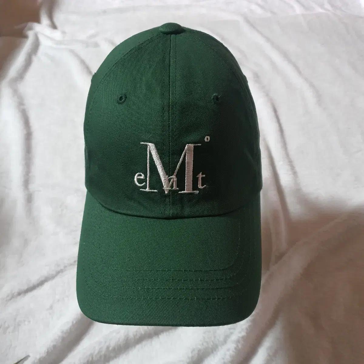 뮤센트 MUCENT 로고 볼캡.그린