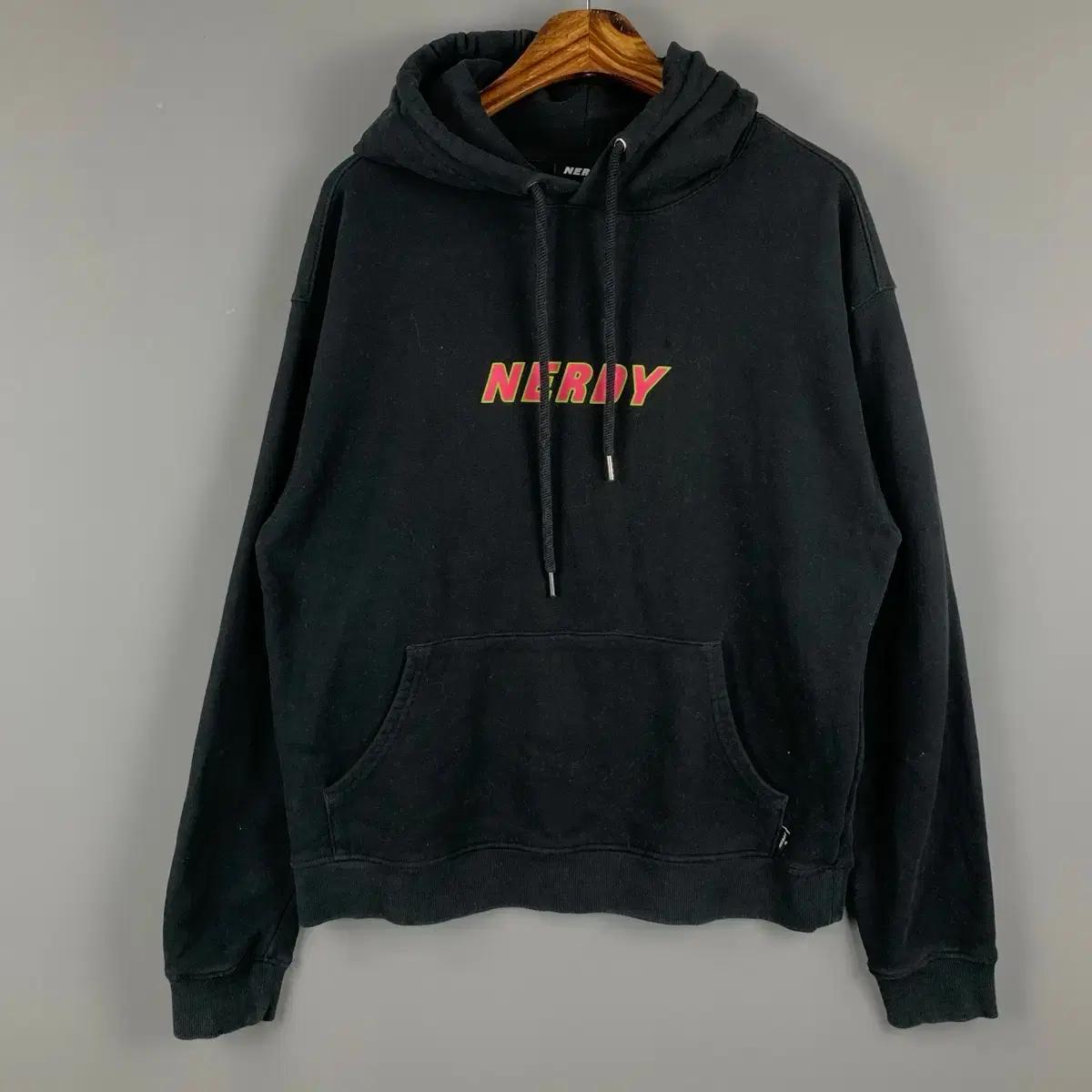 널디 블랙 후드티
