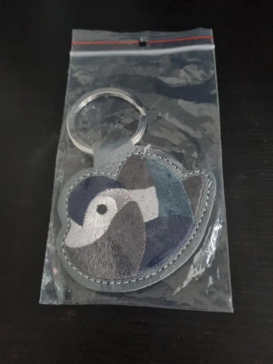 나이키 카시나 자수 원양 가죽 자수 키링 미개봉 세제품 팝니다.