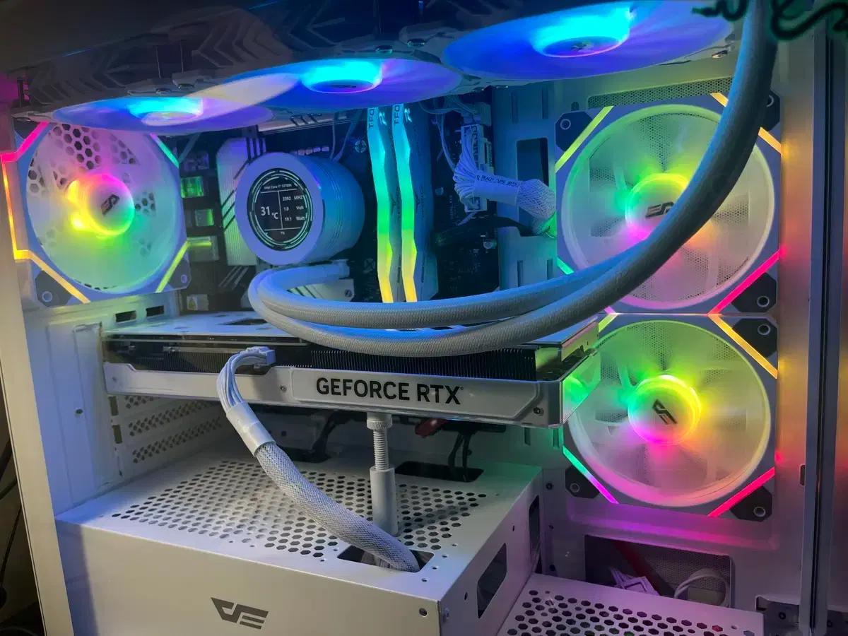 4070 super i7-12700k 컴퓨터