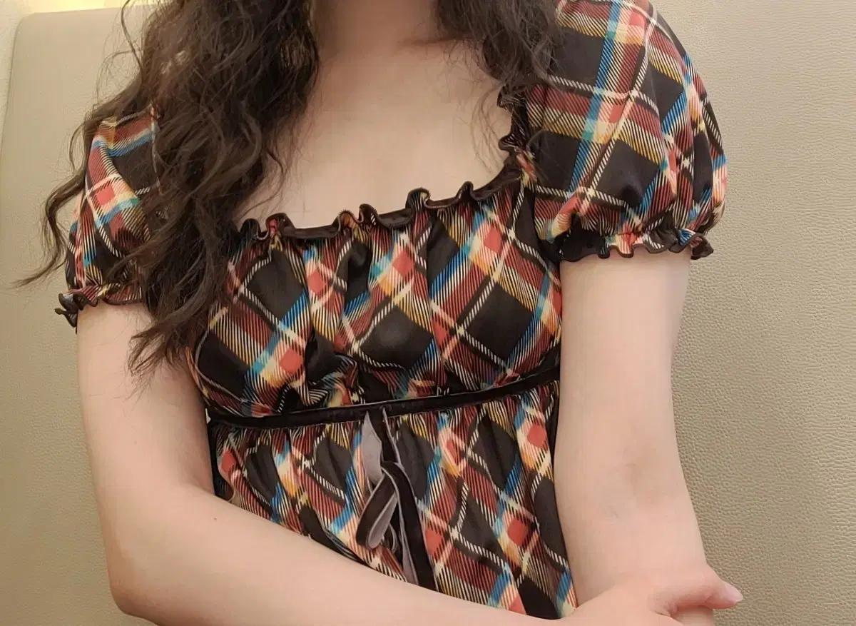 리즈리사 빈티지 체크 패턴 퍼프 반팔 미니 원피스