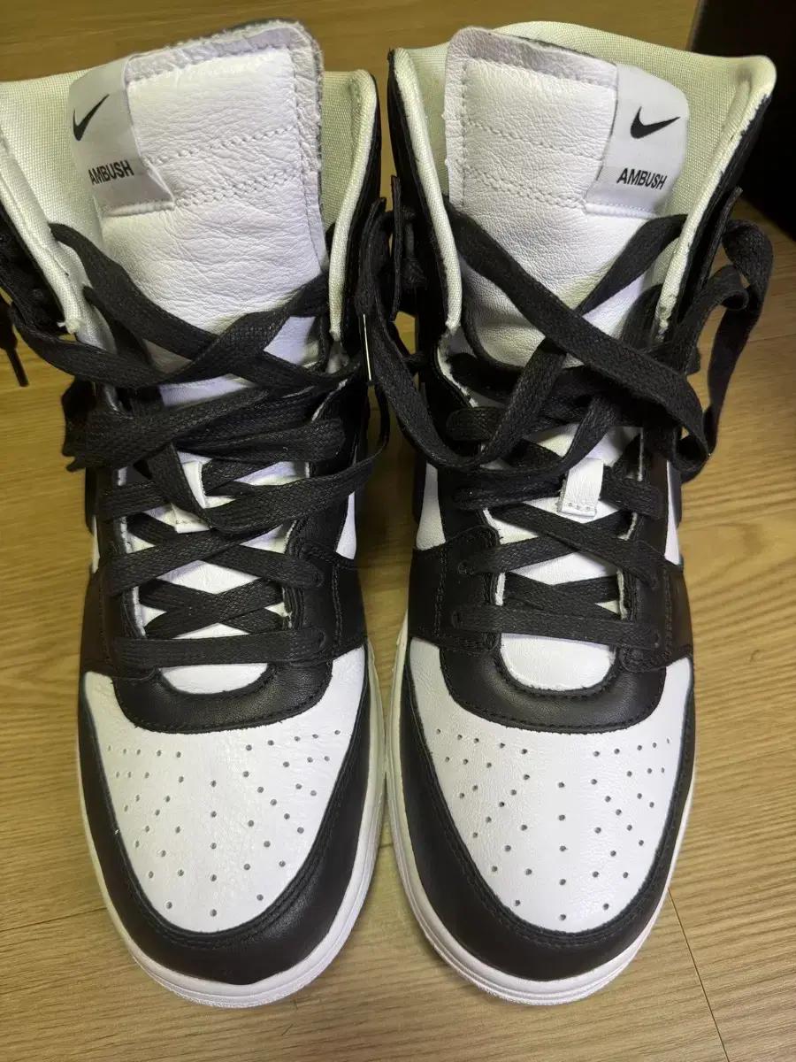 나이키 엠부쉬 덩크280사이즈