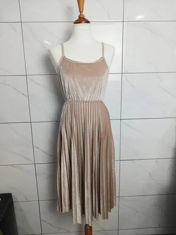 벨벳 끈나시 쉬폰 원피스 85-90