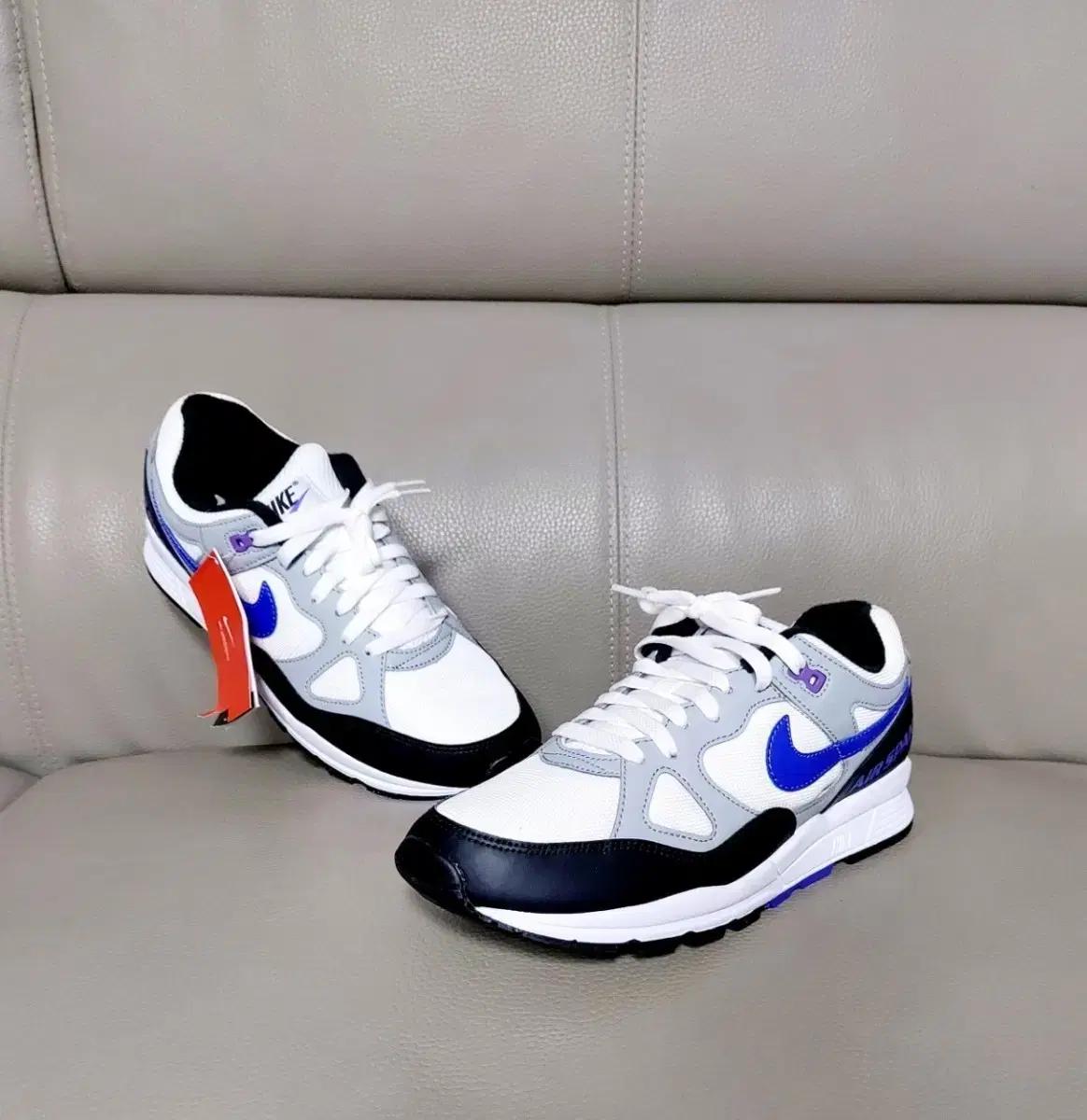 새제품/나이키 남성운동화275-280조깅화 런닝화