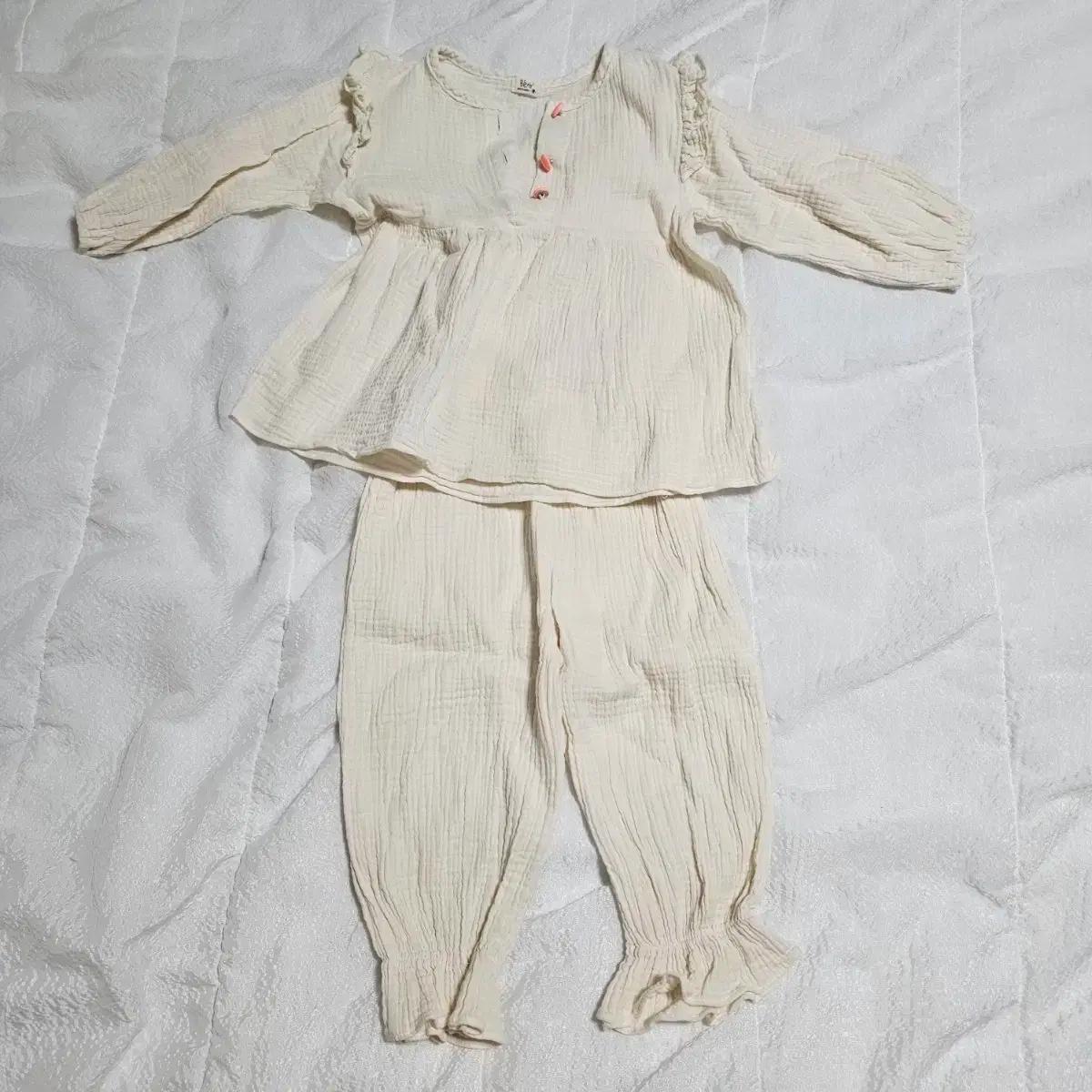 110사이즈 봄.가을 아기옷 잠옷 파자마