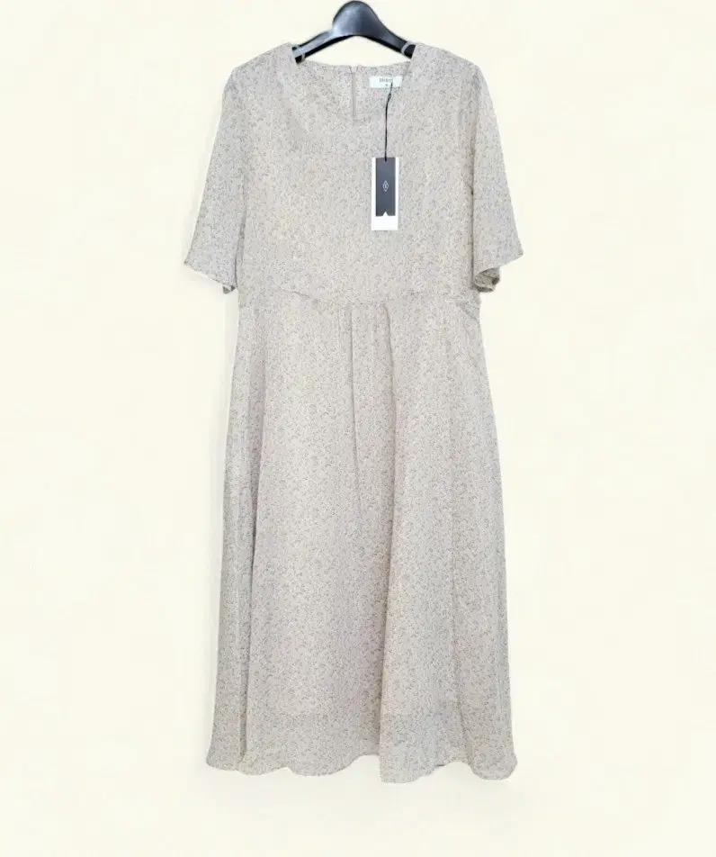 새상품 55 여성 쉬폰 원피스 꽃무늬 원피스 여름원피스 55 새제품