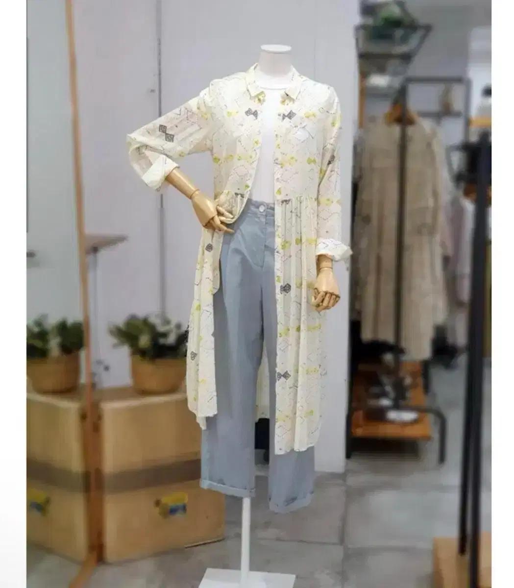 써스데이아일랜드 셔츠형 쉬폰 롱 원피스 M